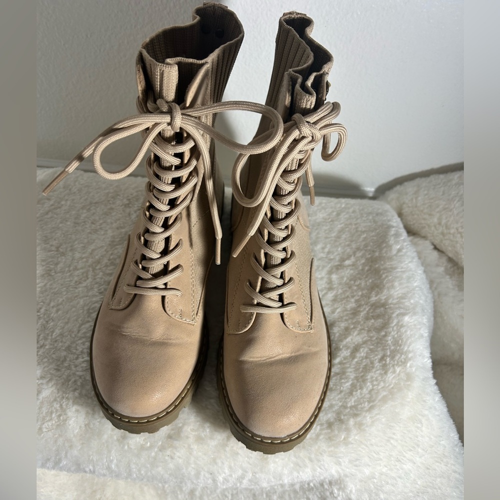 BLOWFISH| Malibu Rae Cream/Coffee/Tumbleweed Knit Women’s Boots| Size 8
